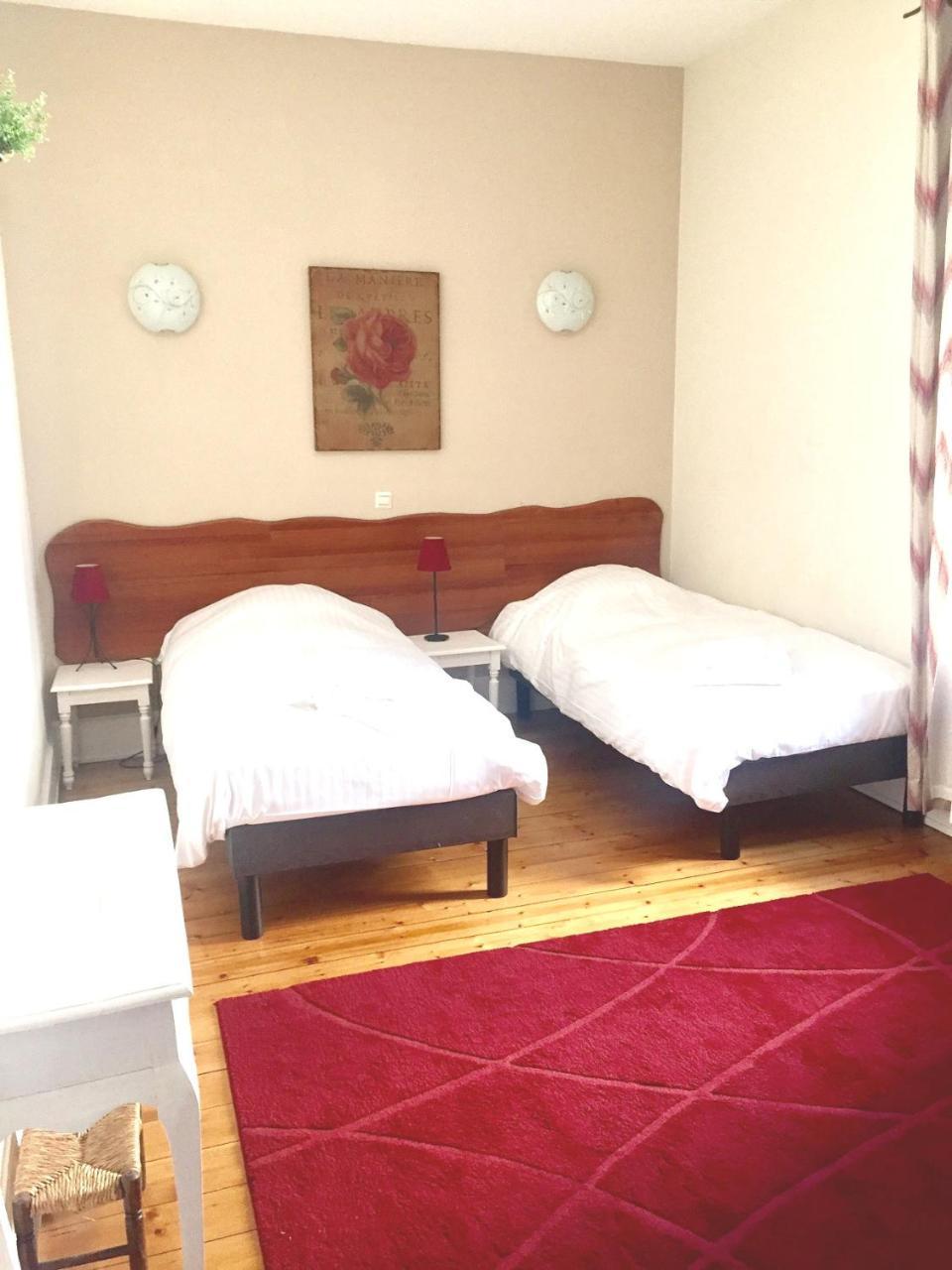 45 Avenue Des Vosges 3pc Apartment *